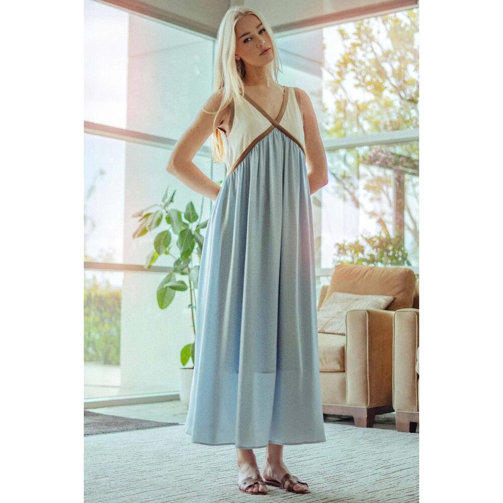 Urban Daizy Maisee Dress Women’s M Maxi Colorblock Blue White Boho Flowy NWT